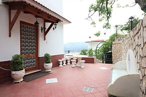 Belvedere Apt