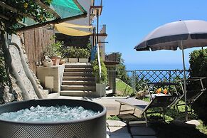 Villa Del Moro