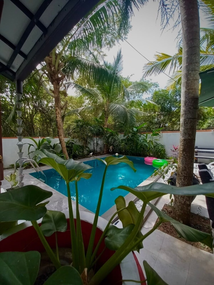 Luxury Villa Costanza