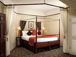 Pendray Inn & Tea House