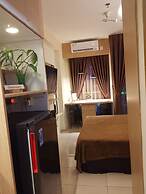 Pleasant Tifolia Studio Cozy Room In Kelapa Gading