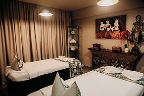 55 on Main Guesthouse and Spa