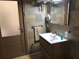 Sea View 2 Bed Apartment Close To Beach Hpi7738