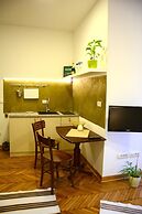 Salon 5 Zemun , Belgrade