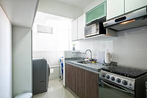 Ur Place Rentals - Modern 3bdrm, Swimming Pool And Gym