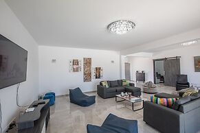 Villa Sienna, Fabulous 6bdr Protaras Villa