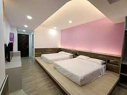 Hands B&B
