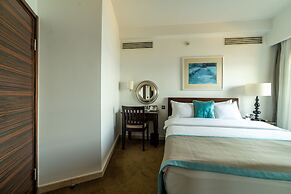 Arkin Palm Beach Hotel