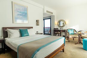 Arkin Palm Beach Hotel