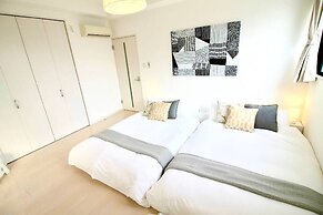 LUXES Hijiyama