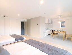bHotel