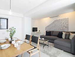 bHotel