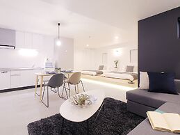 bHotel