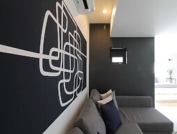 bHotel