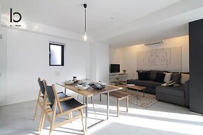 bHotel