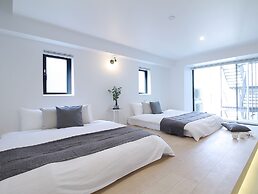 bHotel