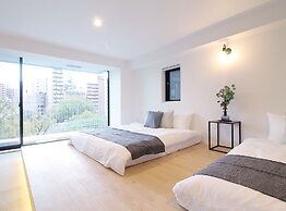 bHotel