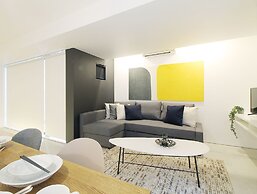 bHotel