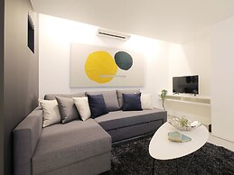 bHotel