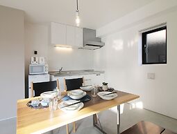 bHotel