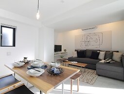 bHotel