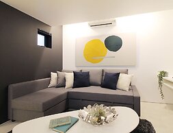 bHotel