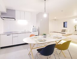 bHotel