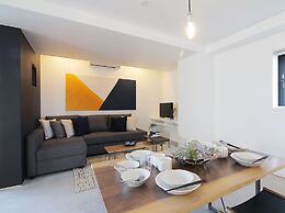 bHotel
