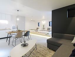 bHotel