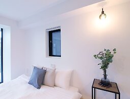 bHotel