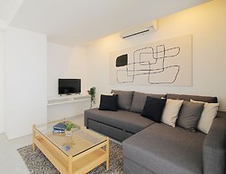 bHotel