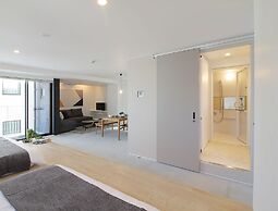 bHotel