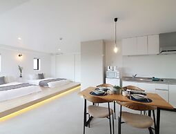 bHotel