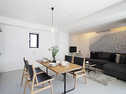 bHotel