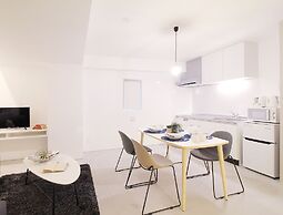 bHotel