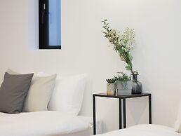 bHotel