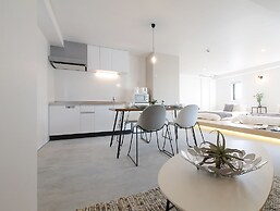 bHotel