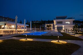 Laguna Resort