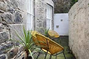JOIVY Vibrant City Centre 2-bed Apt.
