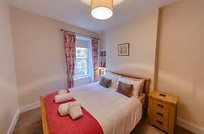 JOIVY Luxury New Town Apartment