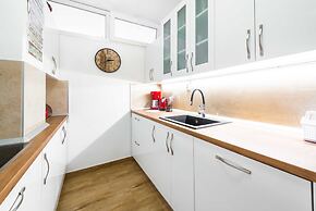 Blue Harmony Sea View Apartment