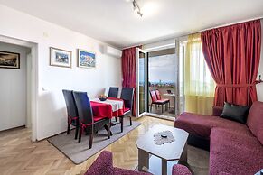 Blue Harmony Sea View Apartment