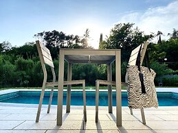 Le Village Sarzana