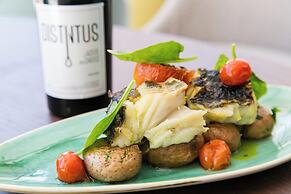 Four Points by Sheraton Sesimbra