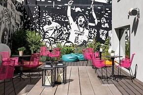 Moxy Lisbon City