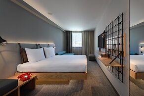 Moxy Lisbon City