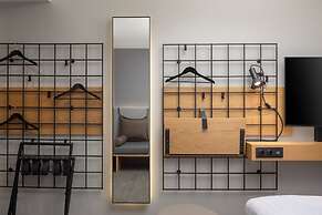 Moxy Lisbon City