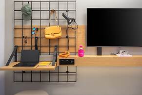 Moxy Lisbon City