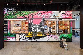 Moxy Lisbon City