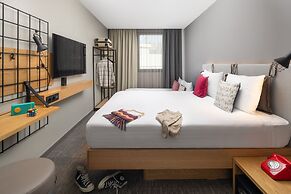 Moxy Lisbon City